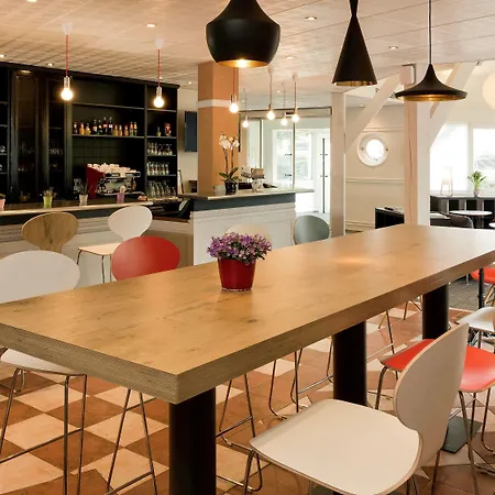 Ibis Sur Marne Renove En 2025 Nogent-sur-Seine