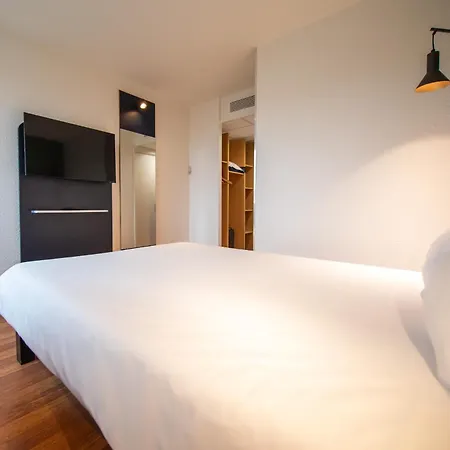 Ibis Sur Marne Renove En 2025 3*