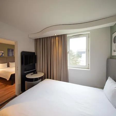 Ibis Sur Marne Renove En 2025 3*