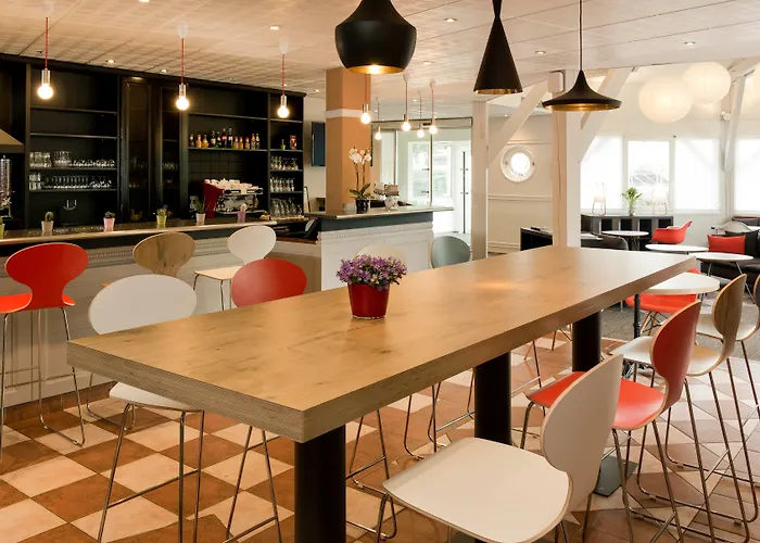 Ibis Sur Marne Renove En 2025 Nogent-sur-Seine