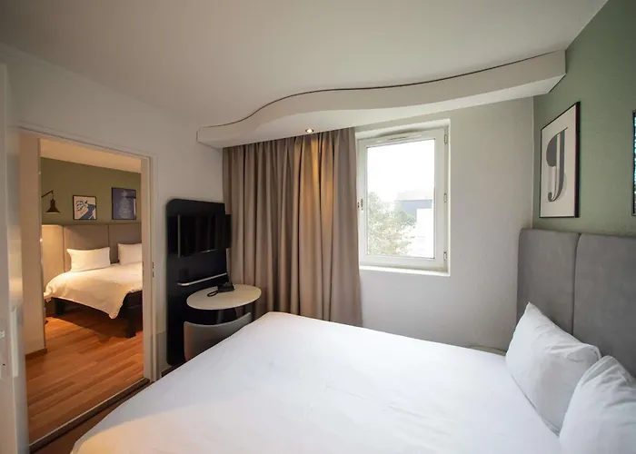 Ibis Sur Marne Renove En 2025 3*